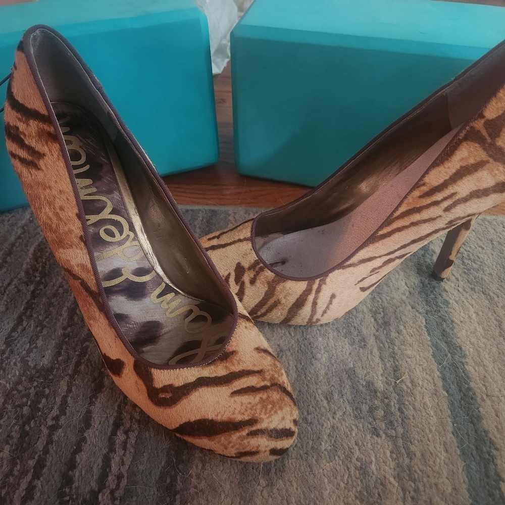 Tiger heels - Picture 4 of 4